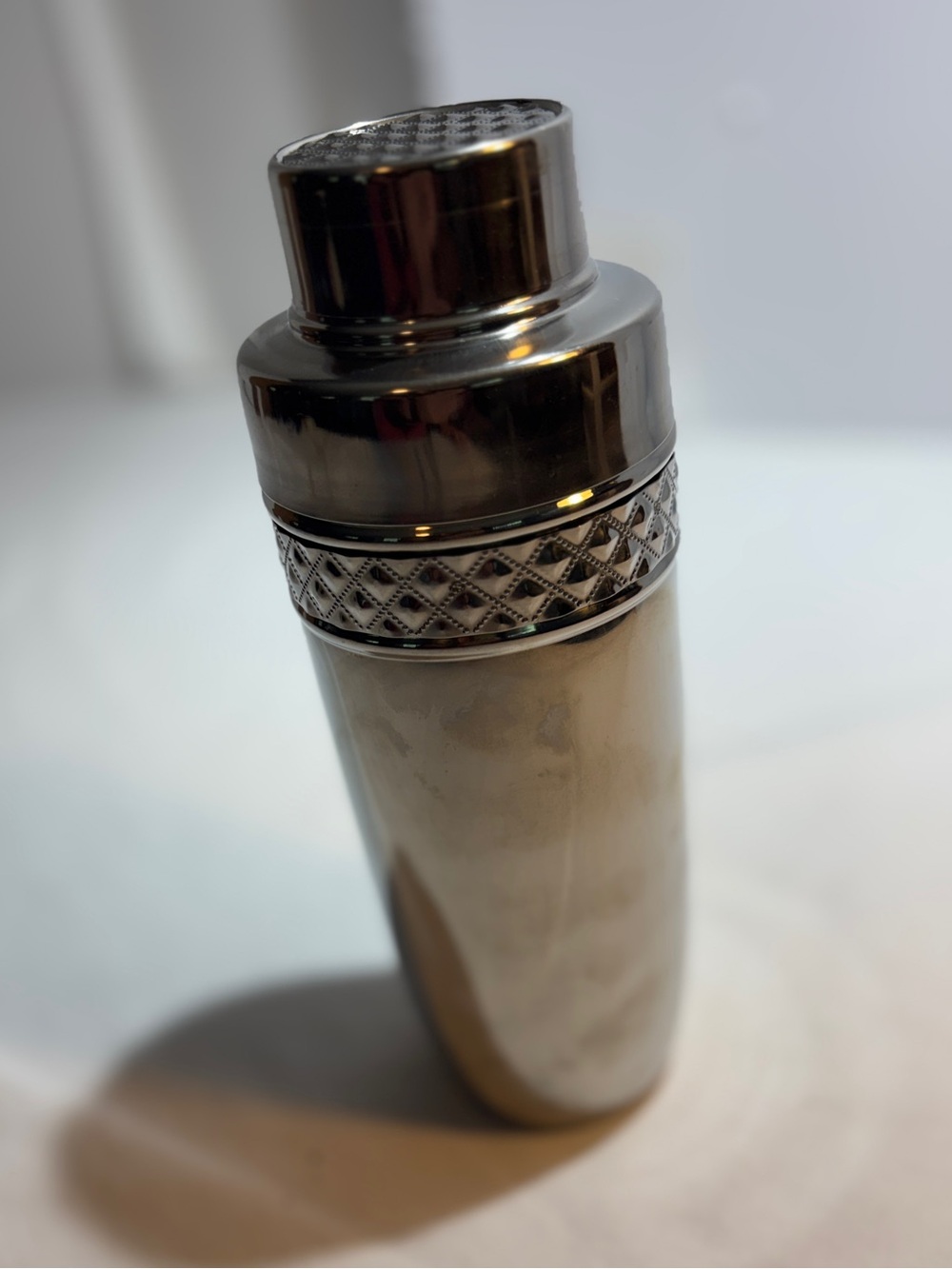 Max Studios Stainless Steel Cocktail Shaker with Textured Band